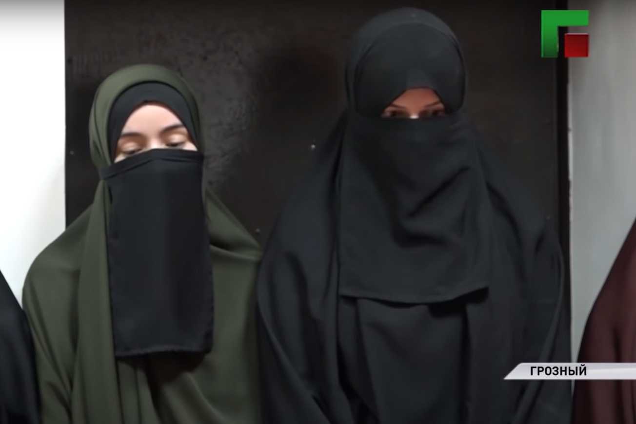 Chechen women scolded and forced to remove niqabs on state TV