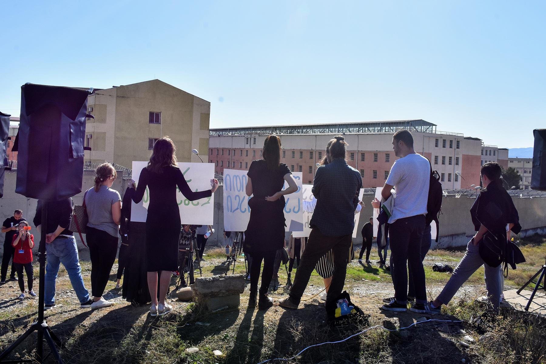 Protests outside Tbilisi prison in support of ‘Gavrilov’s prisoners’ 