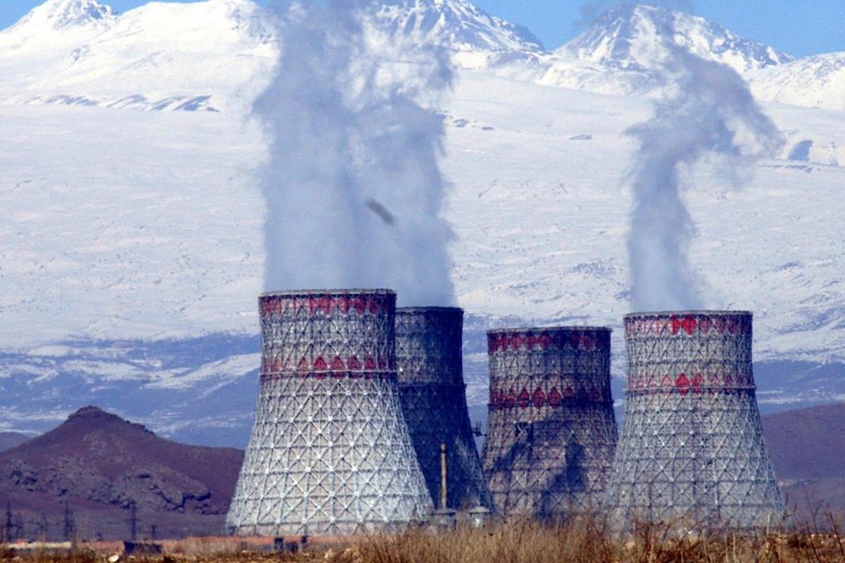 Metsamor Nuclear Power Plant. Image via Iravban.